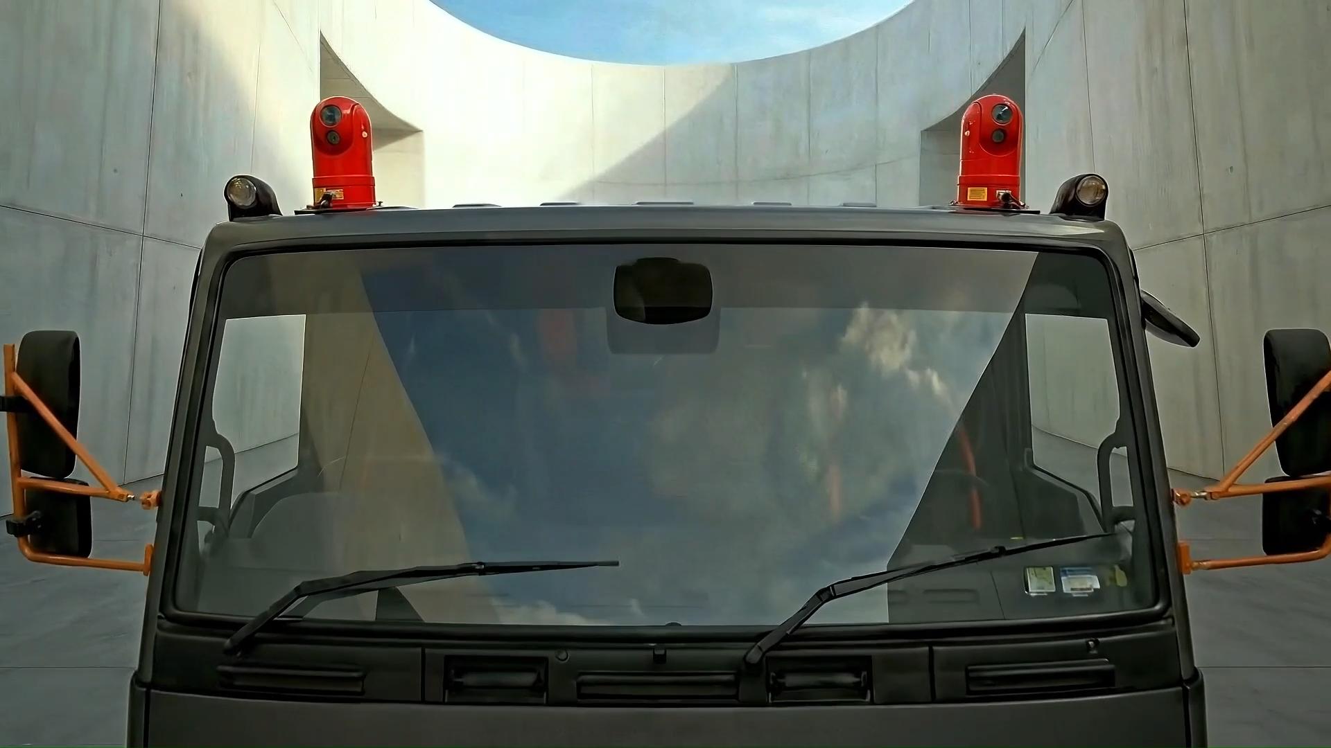 Truck Roof Rear Left Right corner
